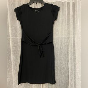 Art Class Short Sleeve Black Tie Dress